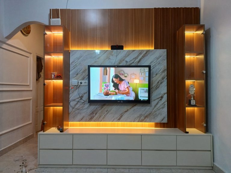 Client: Queen Gallery